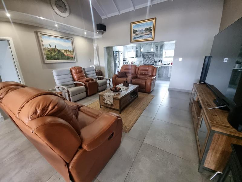 3 Bedroom Property for Sale in Reebok Western Cape